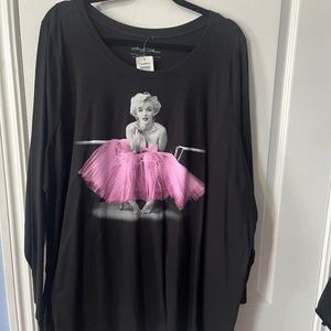 TORRID L/S MARILYN MONROE T SHIRT SZ 5X - NWT